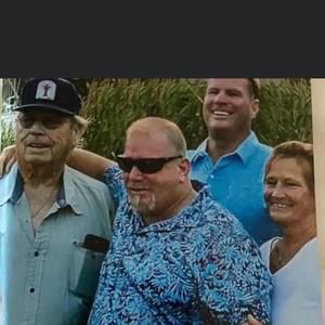 Meet your Posher, Christopher